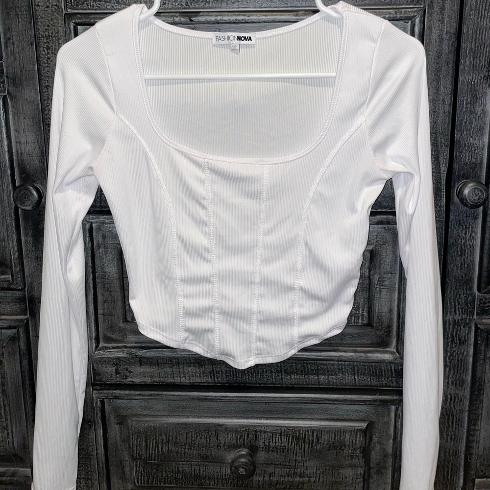Fashion Nova White Ribbed Long-Sleeve Scoop Crop Top